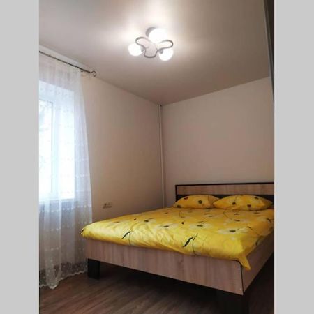 Двокімнатна Квартира Неподалік Центру Ternopil Esterno foto